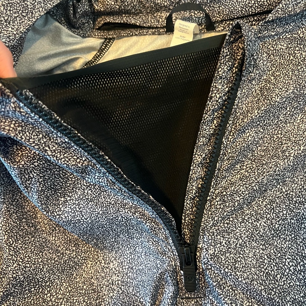 Lululemon Shell Pullover - image 6